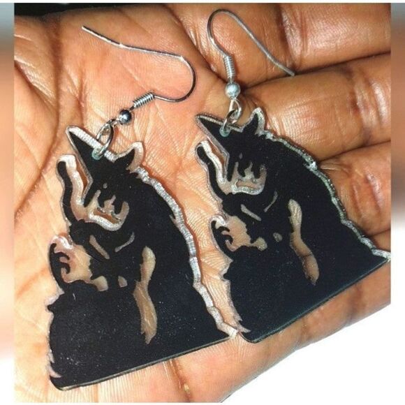 Fun Super cute witches earrings - Picture 3 of 4